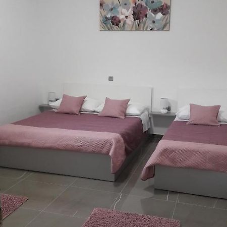 Apartmani Rudi Vir Exteriör bild