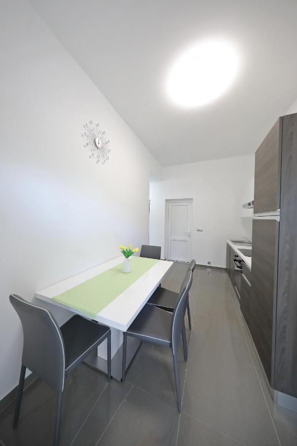 Apartmani Rudi Vir Exteriör bild