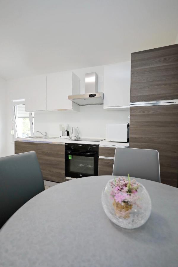 Apartmani Rudi Vir Exteriör bild