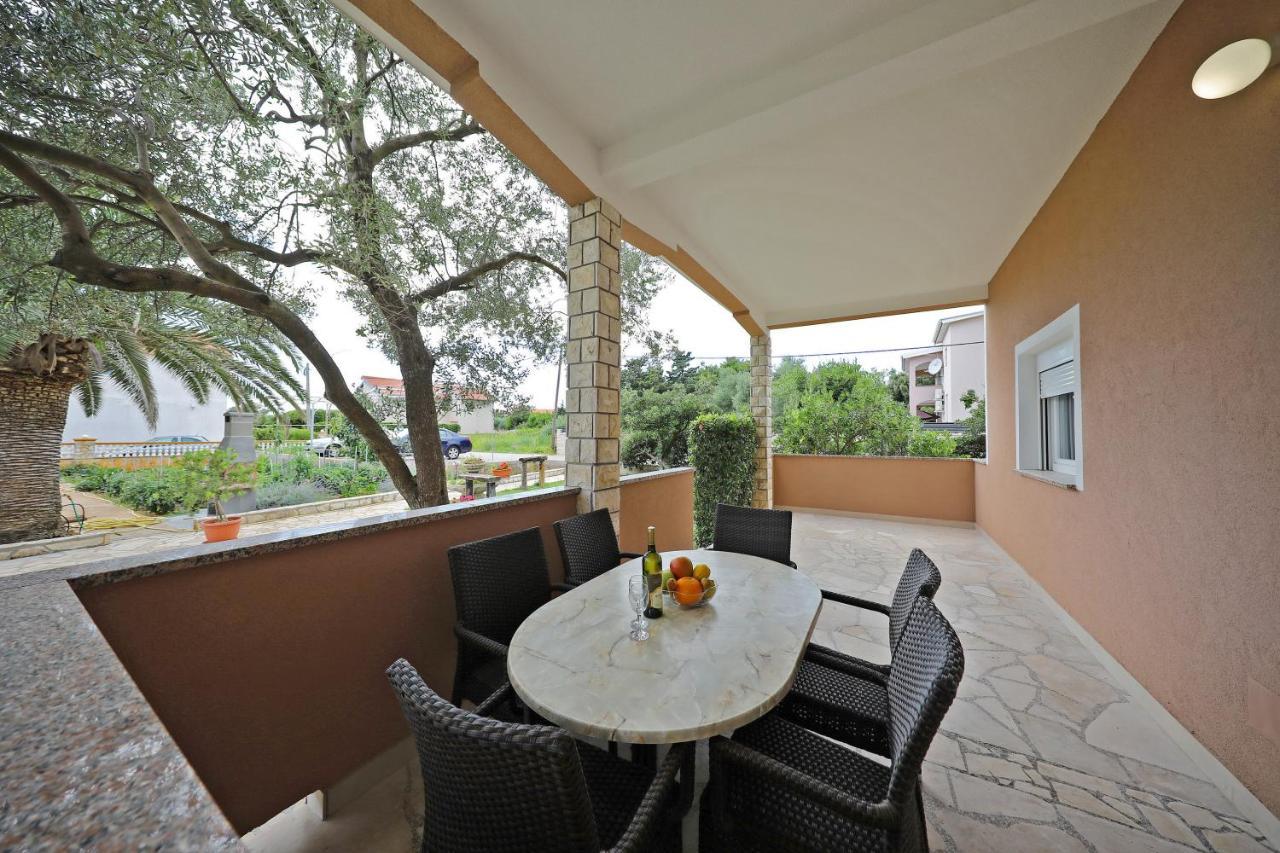 Apartmani Rudi Vir Exteriör bild